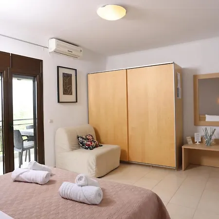 Apartment Peristeridi *