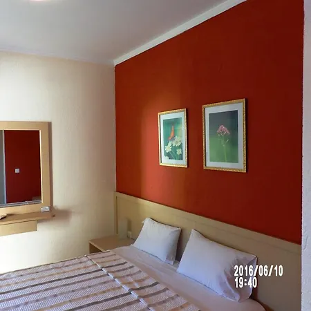 Peristeridi Apartment Polychrono