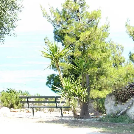 Peristeridi Πολύχρονο