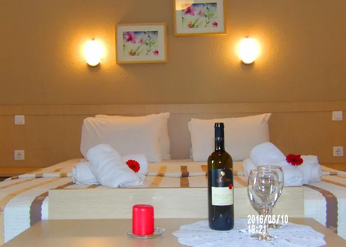 Magia Peristeridi 波利克罗诺